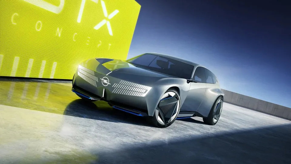 Elettronauti - Opel STX Concept presentazione