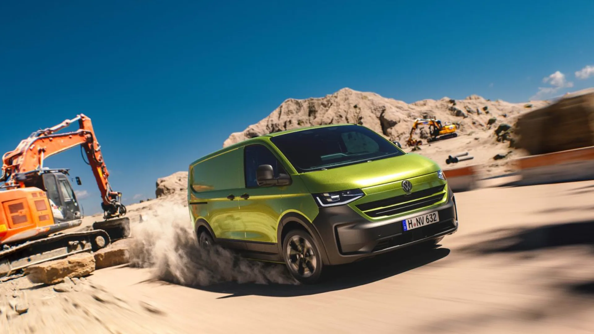 Prime foto e dettagli dei nuovi furgoni Transporter e Caravelle della VW