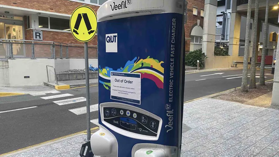 Colonnine di ricarica guaste in Australia: la lobby EV chiede sanzioni economiche per garantire affidabilità