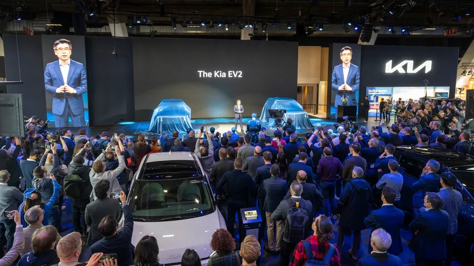 Kia EV2: debutta il B-SUV elettrico compatto per l’Europa