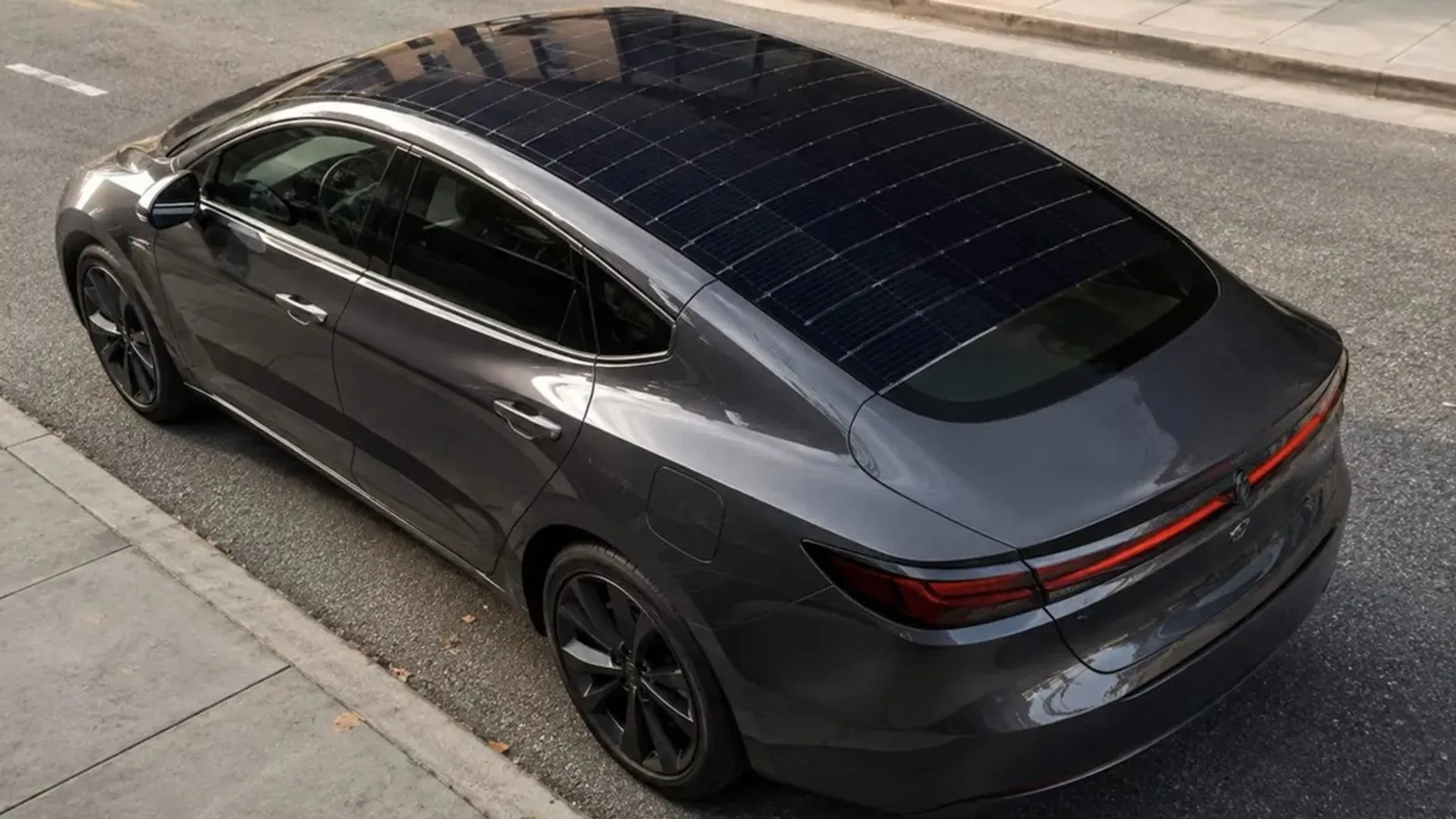Fuyao, il tetto solare per auto: cosa può fare