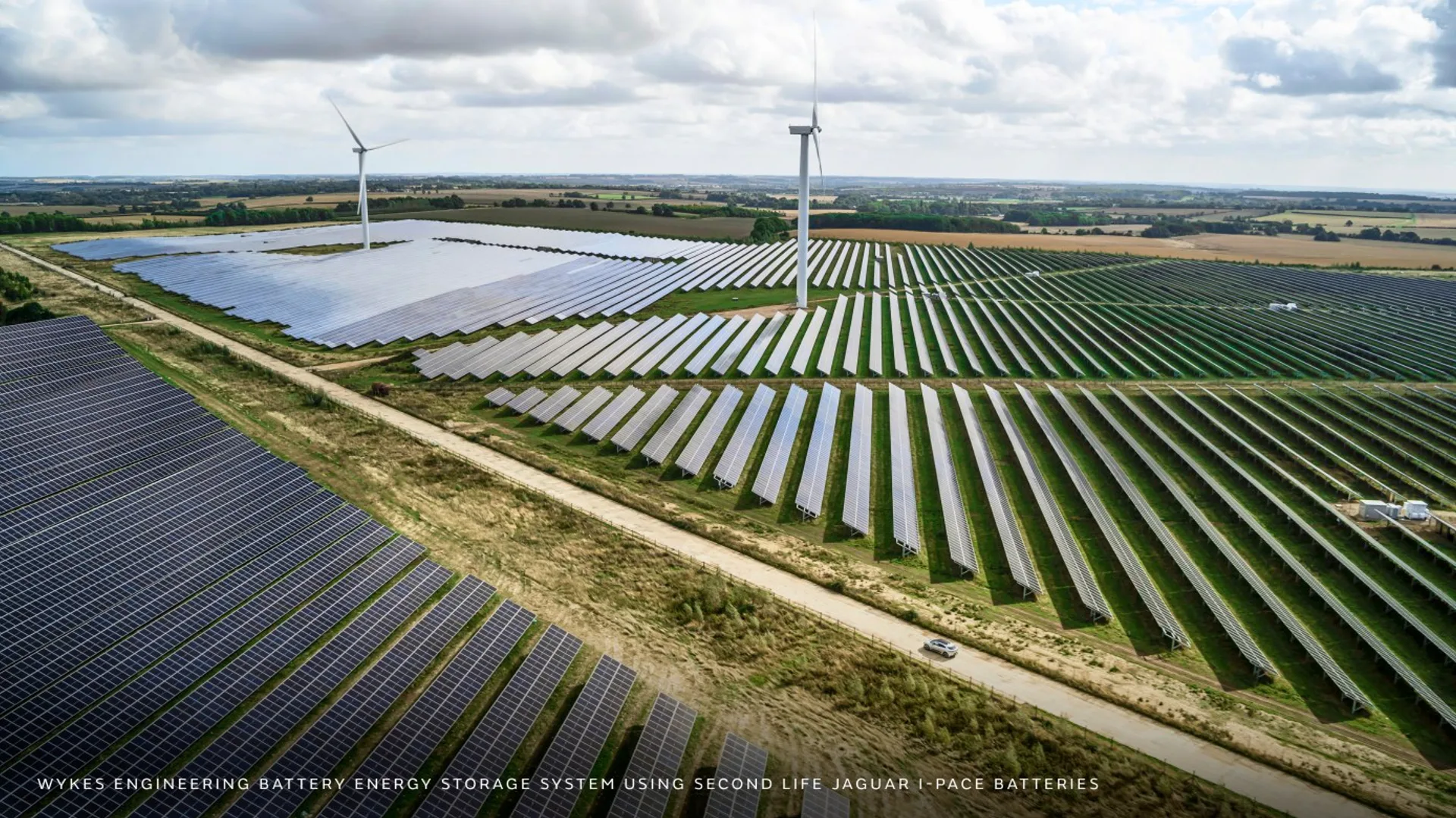 Il sistema di accumulo di energia per il parco eolico e solare utilizzerà le batterie di seconda vita della Jaguar I-Pace