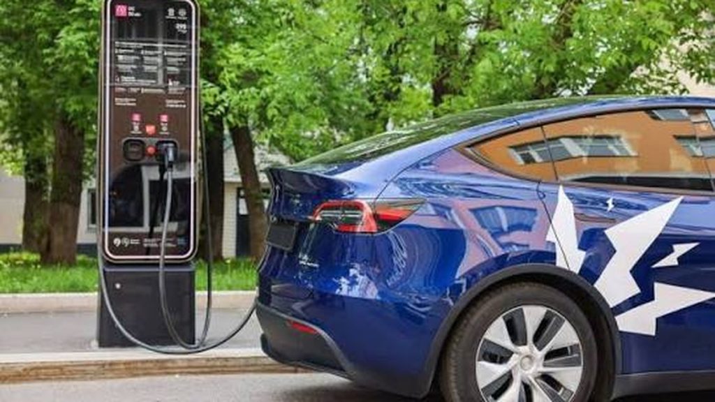 Russia: EV raddoppiate per crisi carburante  | Elettronauti.it