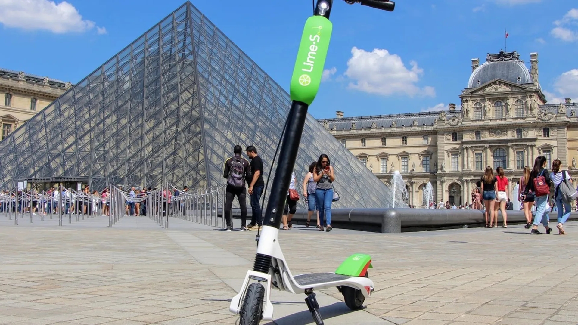 Parigi ha già trovato un sostituto ai monopattino in sharing