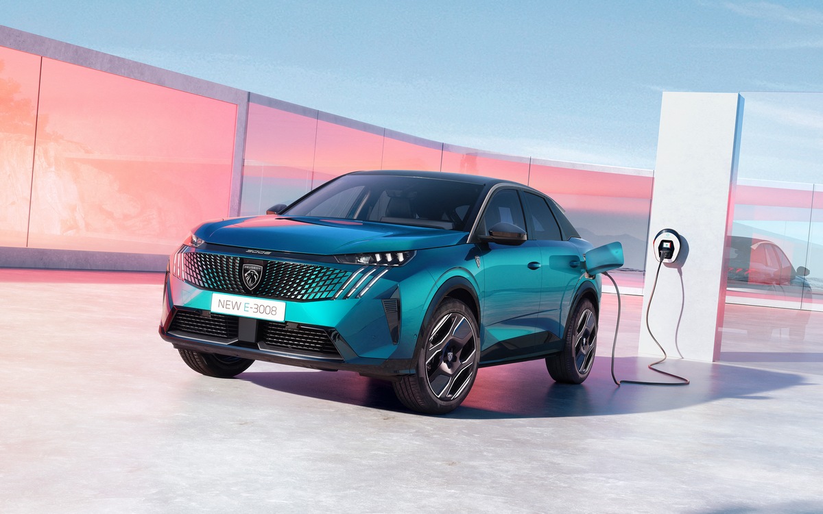 E-SUV - Il nuovo PEUGEOT E-3008: il SUV completamente elettrico di nuova generazione con un'autonomia fino a 700 km