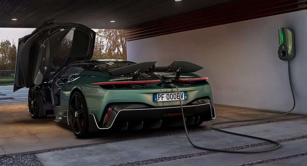 pininfarina battista posteriore in ricarica.jpg 1024x555