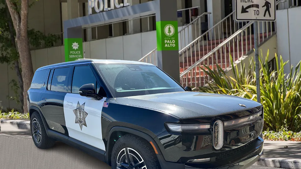 Primo SUV R1S Rivian per le pattuglie di Polizia Californiane