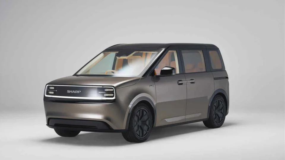 Sharp LDK+: il minivan elettrico che diventa salotto