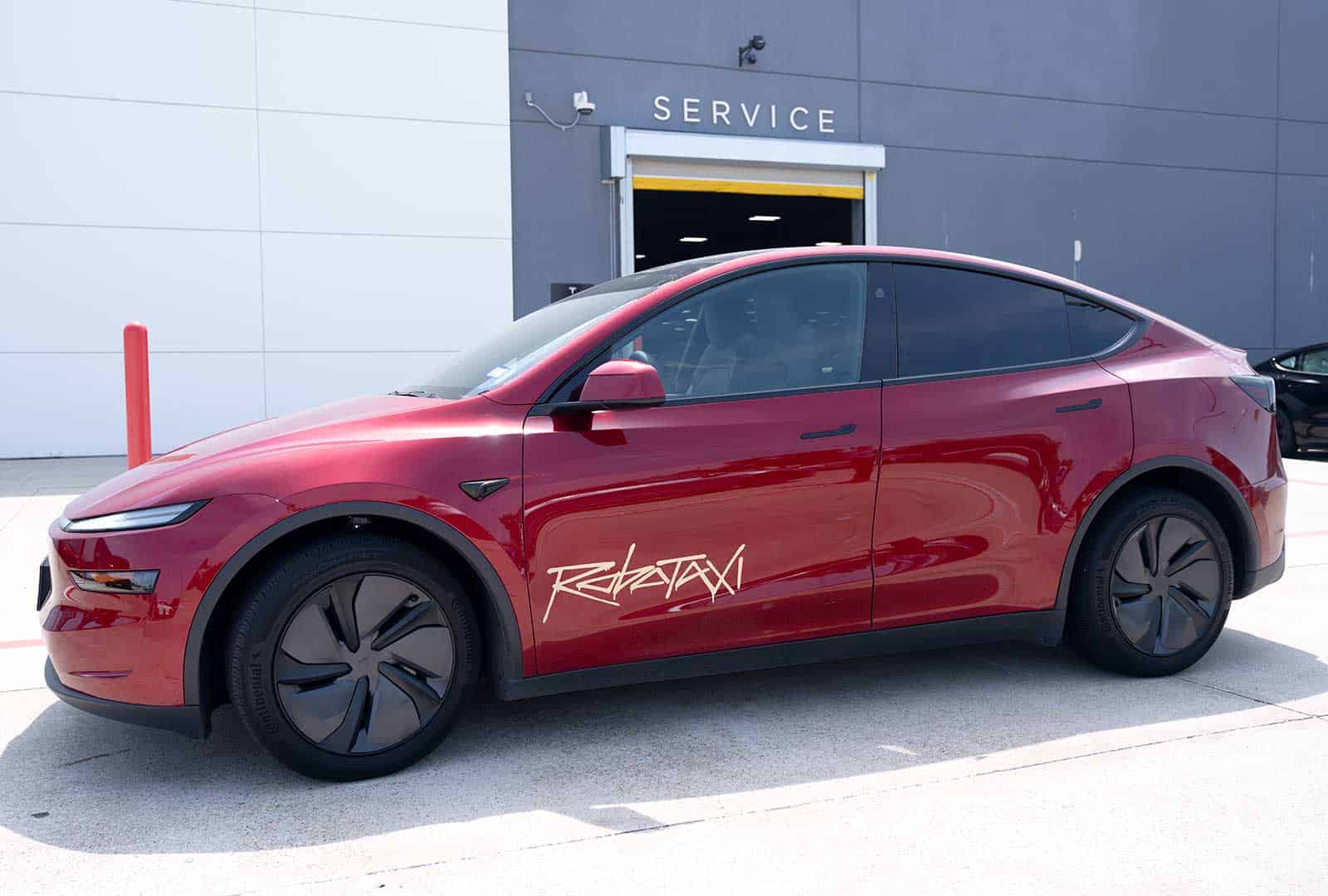 Elettronauti | Tesla robotaxi-houston