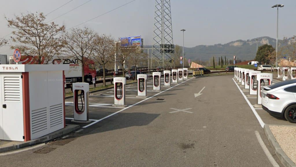 Inaugurata ad Affi la più grande stazione Ionity d’Italia | Elettronauti.it