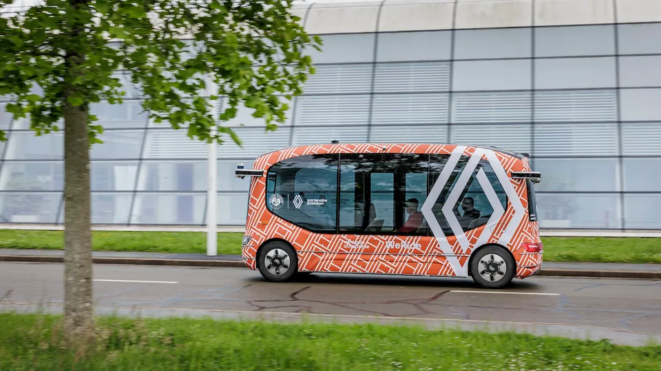 La guida autonoma di livello 4 di Renault per il trasporto pubblico