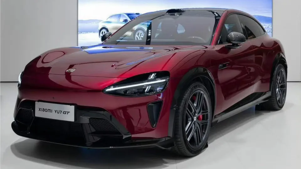 Xiaomi YU7 GT da 990 CV: debutto del SUV elettrico