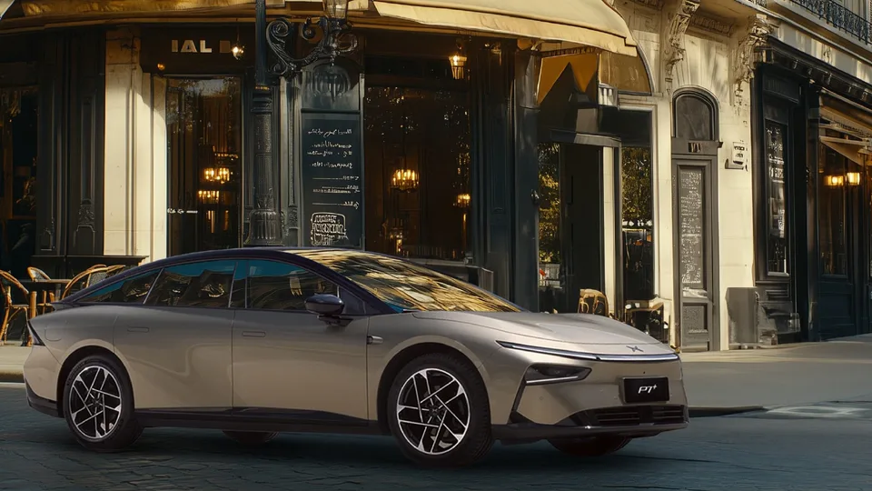 XPeng Motors presenta a Parigi la P7+ a ed i prezzi di prevendita